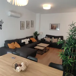  Apartment Unique In Center With Pool
